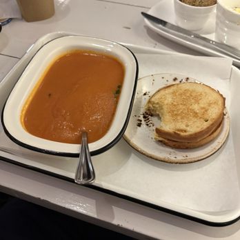 The Belted Goat - Tomato bisque soup with mini grilled cheese - Coffee & Tea Near Me - Pittsboro, North Carolina The Belted Goat - Tomato bisque soup with mini grilled cheese - Coffee & Tea Near Me - Pittsboro, North Carolina