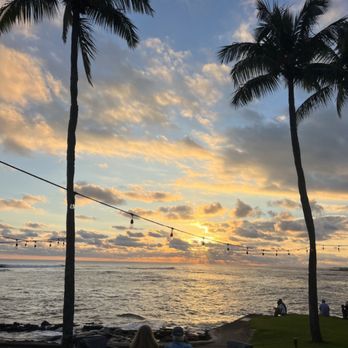 The Beach House - The reason we booked a table during sunset, along with 200 of our closest friends.  Ha! - Asian Fusion Near Me - Koloa, Hawaii