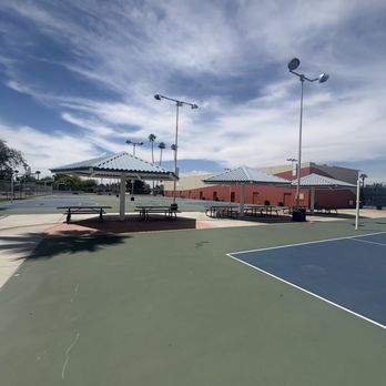 Encanto Park - Basketball area - Parks Near Me - Phoenix, Arizona