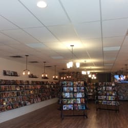 Issues Needed Comics - Great space! Clean and bright!
