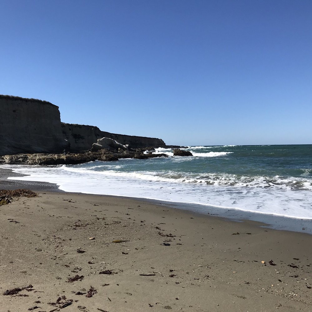 Spooner's Cove - Gorgeous blue skies at the cove! - Beaches Near Me - Los Osos, California Spooner's Cove - Gorgeous blue skies at the cove! - Beaches Near Me - Los Osos, California