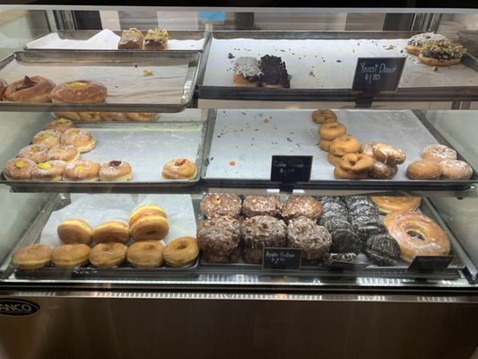 Mountain View Bakery & Delicatessen Ltd by null