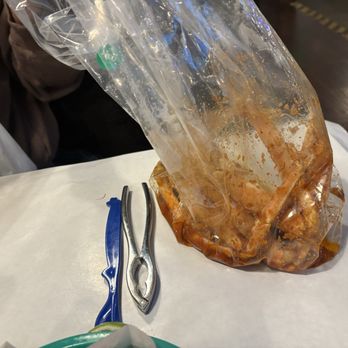 The Boiling Crab - 1 lb of snow crabs - Cajun/Creole Near Me - Sacramento, California The Boiling Crab - 1 lb of snow crabs - Cajun/Creole Near Me - Sacramento, California