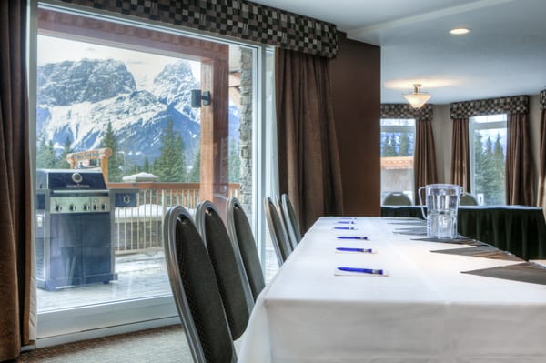 Falcon Crest Lodge by CLIQUE by null