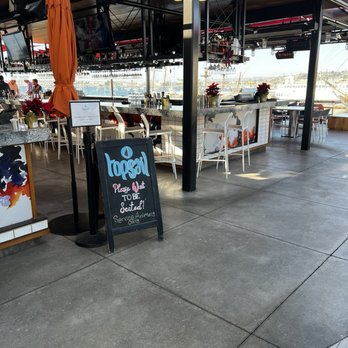Topsail - Bar area - American Near Me - San Diego, California Topsail - Bar area - American Near Me - San Diego, California