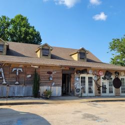Palmetto Oyster House - Outside