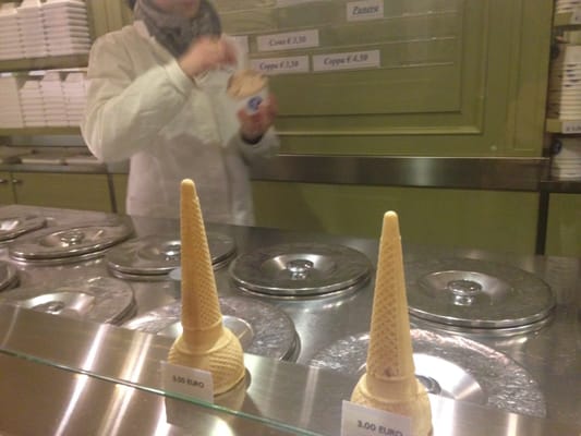 Gelateria Profumo by null
