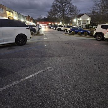 Blue Heron Restaurant & Sushi Bar - Parking one way - go early or plan ahead - Sushi Bars Near Me - Pendleton, South Carolina Blue Heron Restaurant & Sushi Bar - Parking one way - go early or plan ahead - Sushi Bars Near Me - Pendleton, South Carolina