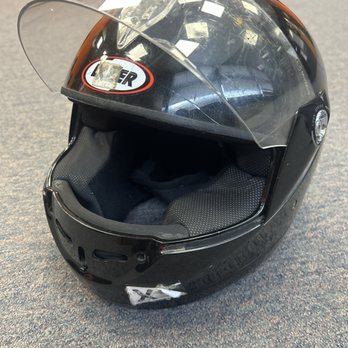 Xtreme Karting Edinburgh - This is the helmet I got for karting. It has a few scratches and was a little hard to see out of, just a little. - Go Karts Near Me - Edinburgh, EDH