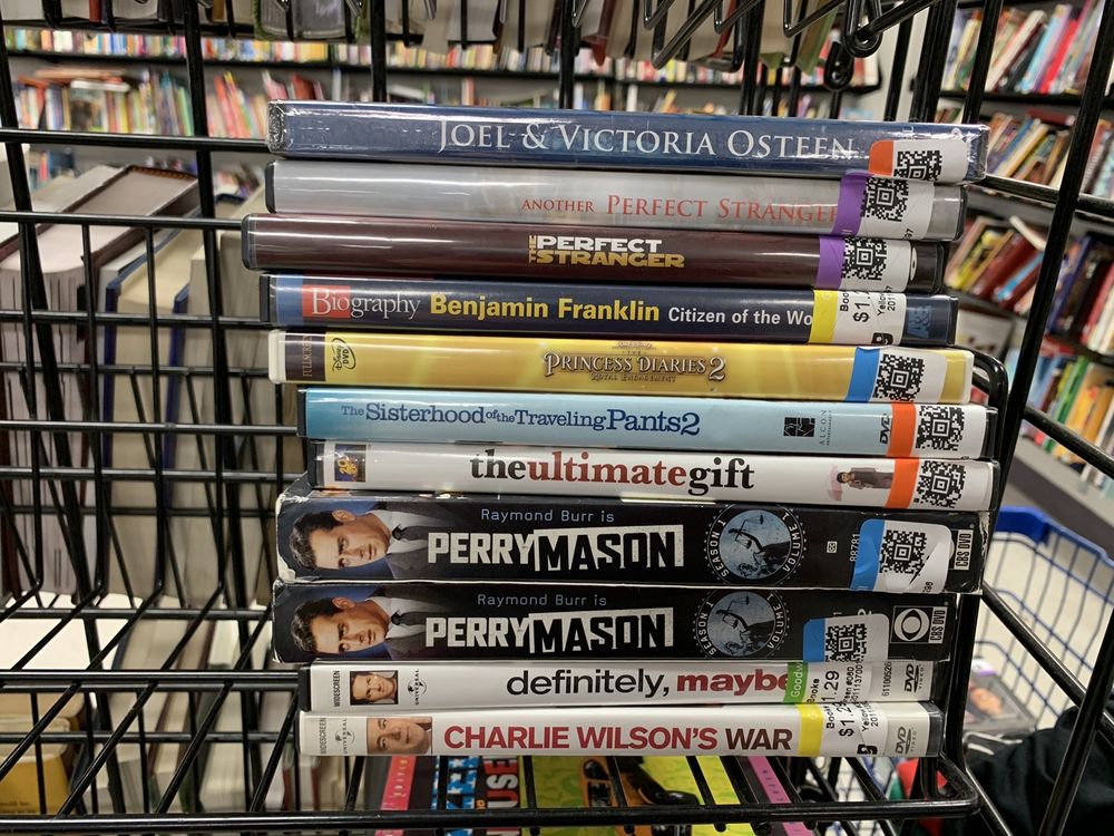 GOODWILL Updated September 2024 33 Photos & 20 Reviews 12010 N