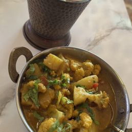 38 Aloo Gobi