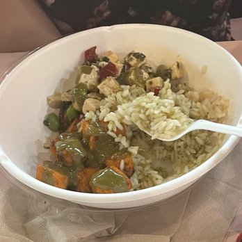 Fresh Kitchen - Kids Bowl, Coconut Rice, Tofu, Sweet Potatoes, Chickpeas, & Kale Pesto Sauce. - New American Near Me - Lakeland, Florida