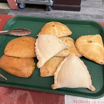 NaVis Bakery - Empanadas - cream filled, pumpkin, apple and pineapple - Bakeries Near Me - Rosemead, California NaVis Bakery - Empanadas - cream filled, pumpkin, apple and pineapple - Bakeries Near Me - Rosemead, California
