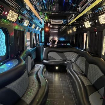 HUMMER 4HIRE - Pb10 - Airport Shuttles Near Me - Pensacola, Florida HUMMER 4HIRE - Pb10 - Airport Shuttles Near Me - Pensacola, Florida