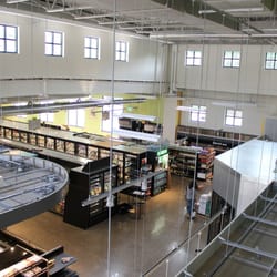 Mississippi Market Natural Foods Coop - So much natural light!