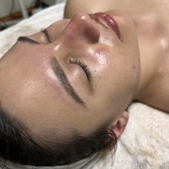 Bronzed Sugar Beauty - Brows + Teen Glo2facial - Waxing Near Me - Modesto, California