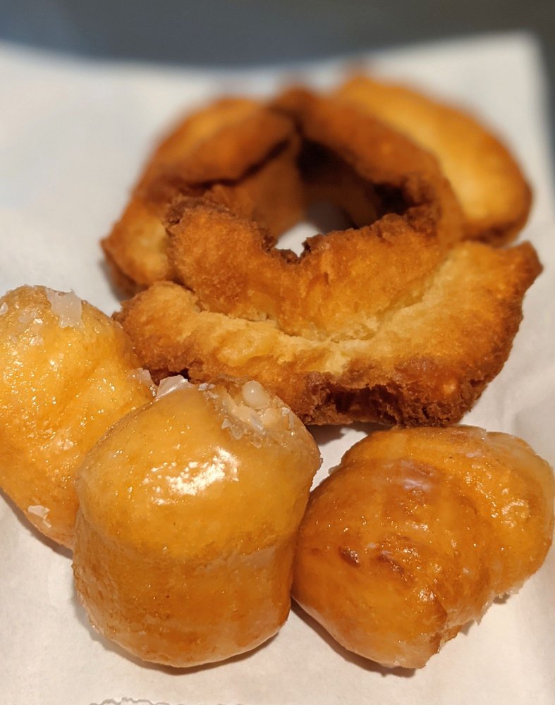 Glee Donuts & Burgers
