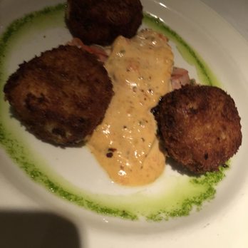Montrio - Crab Cakes - New American Near Me - Monterey, California