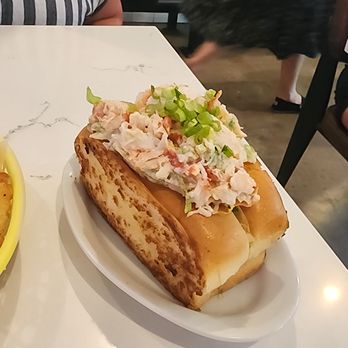 The Governor Modern Diner - Lobster roll - Breakfast & Brunch Near Me - Milford, Ohio The Governor Modern Diner - Lobster roll - Breakfast & Brunch Near Me - Milford, Ohio