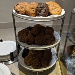 Favourites Dining Room - Cookie tier