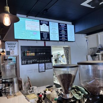 Stompin' Grounds Cafe - Coffee & Tea Near Me - Lake Zurich, Illinois Stompin' Grounds Cafe - Coffee & Tea Near Me - Lake Zurich, Illinois