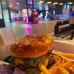 The Bowlin' Alley - Best smashburger in Valley, AL
