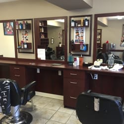 Vincent Adam's Barber Shop - The inner view of Vincent's 3 Barber Shop & Hairstyle