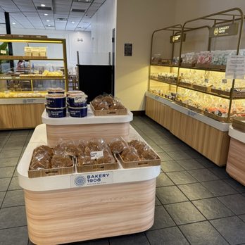 Bakery 1908 - Self-service pastries area. - Coffee & Tea Near Me - Gainesville, Florida Bakery 1908 - Self-service pastries area. - Coffee & Tea Near Me - Gainesville, Florida