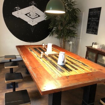 The Bell Jar - Cafes Near Me - Clifton Hill, VIC