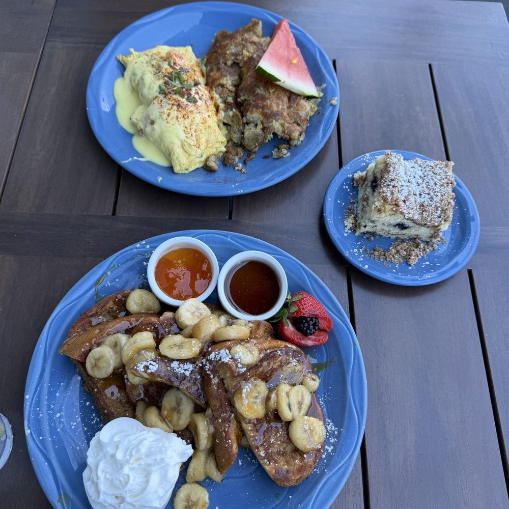 Shrimp & Crab Omelette Banana and Apricot French Toast Shrimp & Crab Omelette Banana and Apricot French Toast