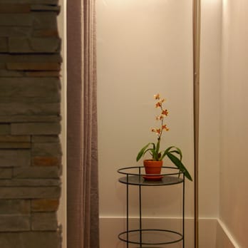 A Private Studio - Hair Salons Near Me - Manhattan, New York