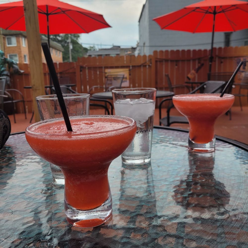 Frozen strawberry margaritas Frozen strawberry margaritas