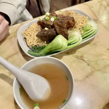 Mike's Noodle House - 38. Beef Brisket Noodle with Vegetable - Cantonese Near Me - Seattle, Washington Mike's Noodle House - 38. Beef Brisket Noodle with Vegetable - Cantonese Near Me - Seattle, Washington