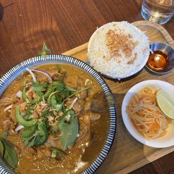 Little Sister - Coconut Chicken Curry - Vietnamese Near Me - Irvine, California Little Sister - Coconut Chicken Curry - Vietnamese Near Me - Irvine, California