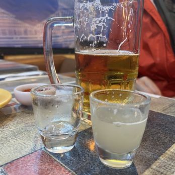 El Galeón Restaurant - Pisco Sour - Seafood Near Me - Santiago, RM