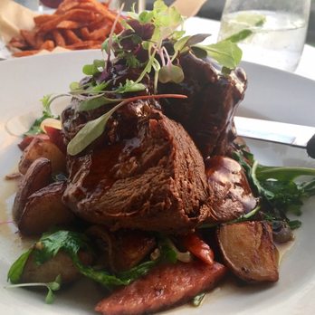 Island Lava Java - Beef short ribs. Good! - American Near Me - Kailua Kona, Hawaii Island Lava Java - Beef short ribs. Good! - American Near Me - Kailua Kona, Hawaii