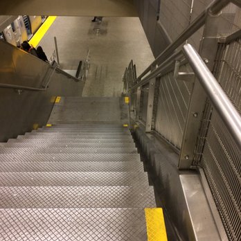 MTA - 96th St Second Avenue Station - Q - For some reason I don't get out of breath climbing these stairs. 02/12/20 - Metro Stations Near Me - New York, New York MTA - 96th St Second Avenue Station - Q - For some reason I don't get out of breath climbing these stairs. 02/12/20 - Metro Stations Near Me - New York, New York