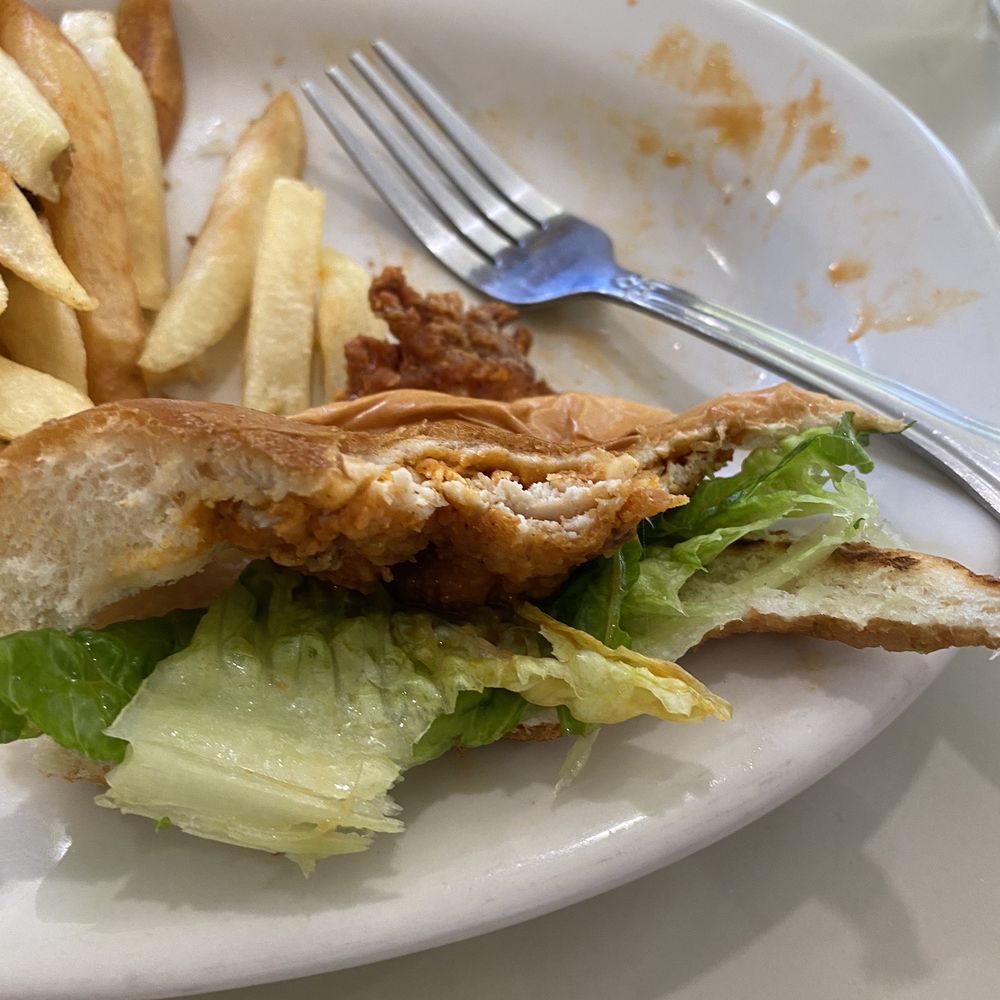 Savanna Restaurant Lakeview  - This was what they claimed was a Chicken buffalo sandwich. - Breakfast & Brunch Near Me - Chicago, Illinois
