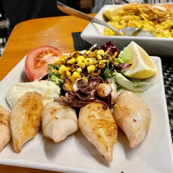 El Sur - Chipirones a la Plancha - Tapas Bars Near Me - Madrid, M El Sur - Chipirones a la Plancha - Tapas Bars Near Me - Madrid, M