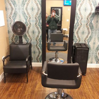 Queen Beauty Salon - Hair Salons Near Me - Garden Grove, California