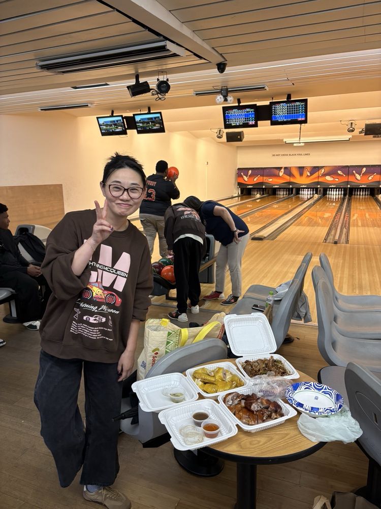 Yerba Buena Ice Skating & Bowling Center