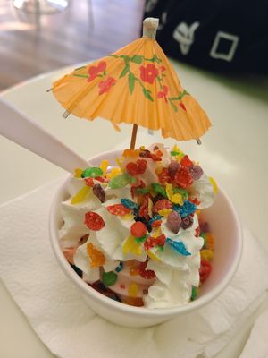 Melon Seed Deli & Frozen Yogurt by null