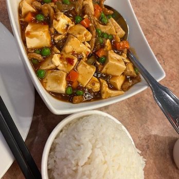 Veggie Lee - R32. Ma Po Tofu Over Noodle - Vegan Near Me - Hayward, California Veggie Lee - R32. Ma Po Tofu Over Noodle - Vegan Near Me - Hayward, California