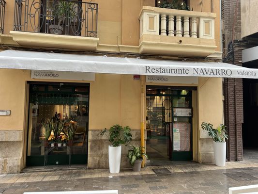 Navarro by null