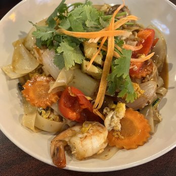 Thai Spice - Drunken Noodles with Shrimp - Sushi Bars Near Me - Waycross, Georgia Thai Spice - Drunken Noodles with Shrimp - Sushi Bars Near Me - Waycross, Georgia
