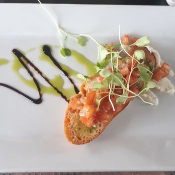 L'Arrivage - Entrée - French Near Me - Montreal, Quebec