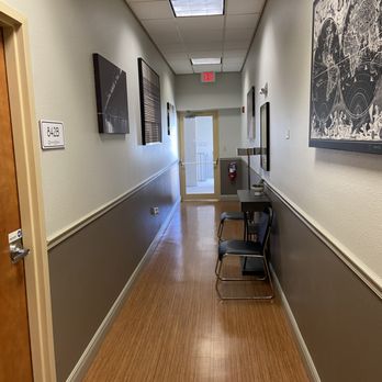 D & D Primary Care - Hallway waiting area - Nurse Practitioner Near Me - Kissimmee, Florida D & D Primary Care - Hallway waiting area - Nurse Practitioner Near Me - Kissimmee, Florida