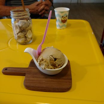 Hello Honey - Espresso nut brittle - Ice Cream & Frozen Yogurt Near Me - Cincinnati, Ohio Hello Honey - Espresso nut brittle - Ice Cream & Frozen Yogurt Near Me - Cincinnati, Ohio