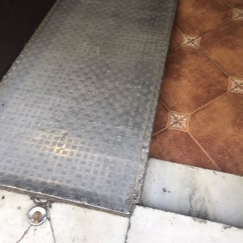 La Vita e Bella - Pizza Near Me - Valencia, V