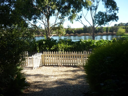 Stonewell Cottages & Vineyards by null